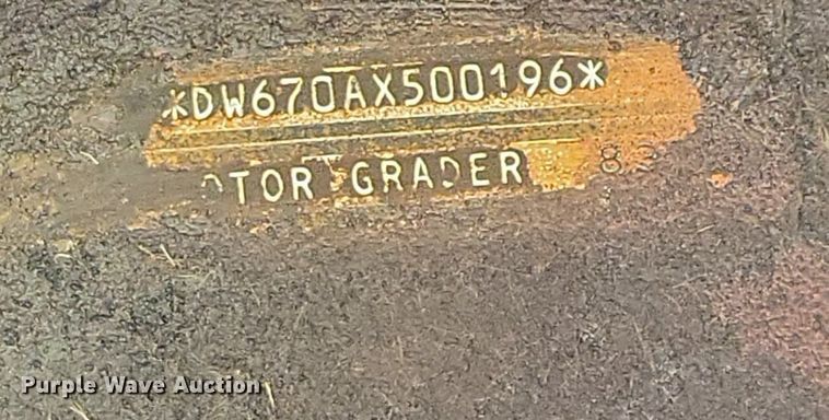 image for item DK5232 1983 John Deere 670A  motor grader