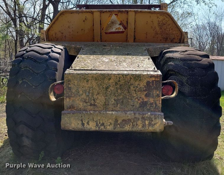 image for item DK5233 John Deere 760  elevating scraper