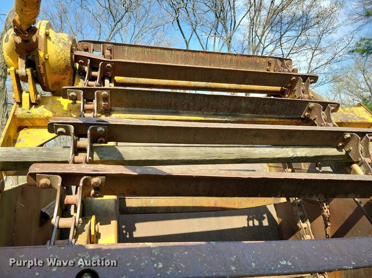 image for item DK5233 John Deere 760  elevating scraper