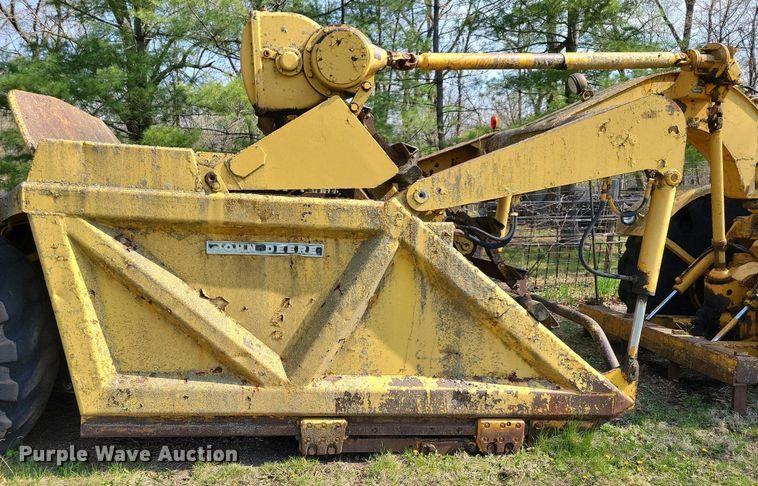 image for item DK5233 John Deere 760  elevating scraper