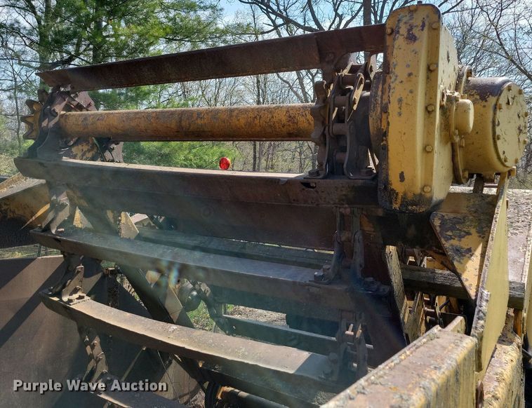 image for item DK5233 John Deere 760  elevating scraper