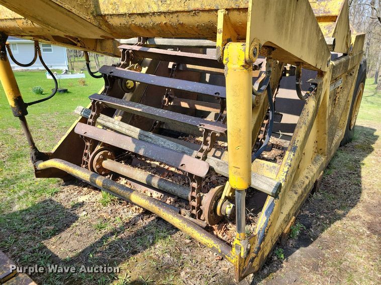 image for item DK5233 John Deere 760  elevating scraper