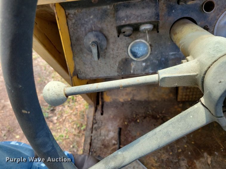 image for item DK5233 John Deere 760  elevating scraper