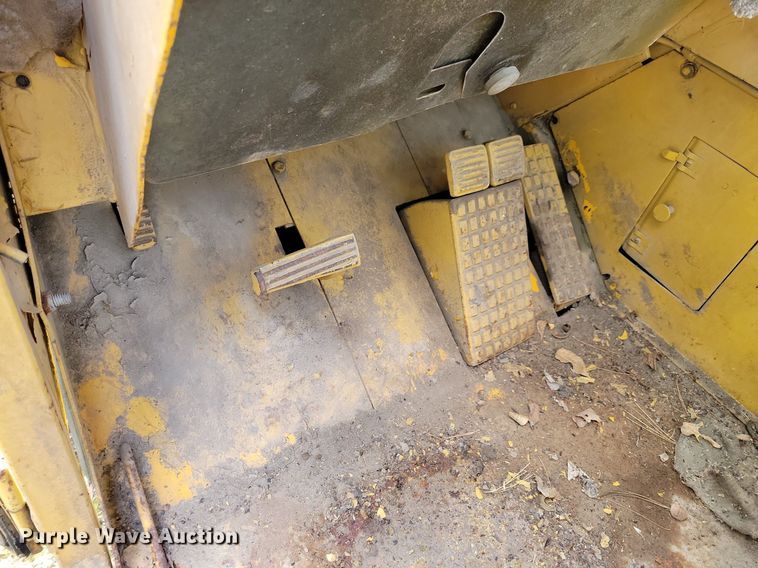 image for item DK5233 John Deere 760  elevating scraper