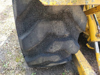 image for item DK5233 John Deere 760  elevating scraper