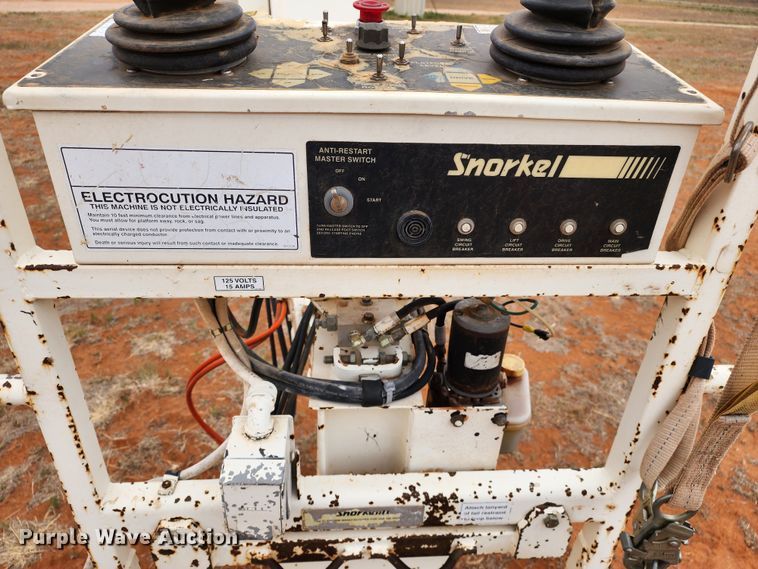 image for item DK6505 1998 Snorkelift Pro-66RDZ  boom lift