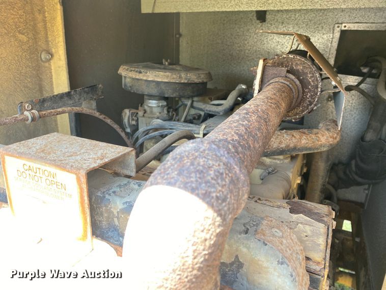 image for item DL7166 2000 Ford F350 Super Duty  utility bed pickup truck