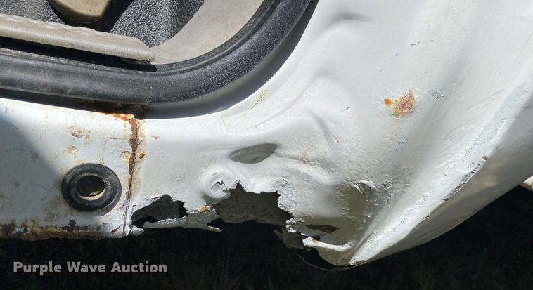 image for item DL7166 2000 Ford F350 Super Duty  utility bed pickup truck