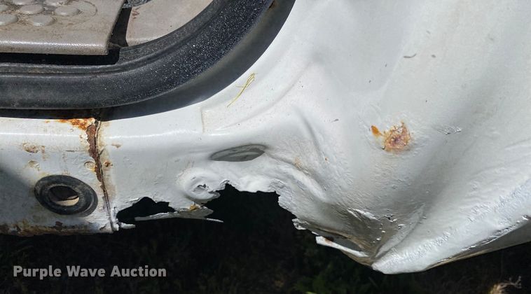 image for item DL7166 2000 Ford F350 Super Duty  utility bed pickup truck