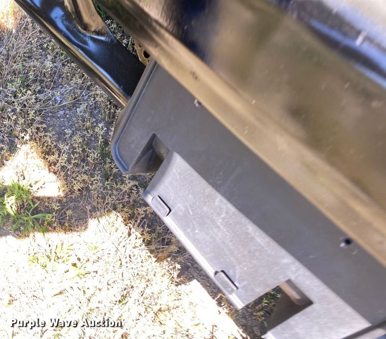 image for item DL7166 2000 Ford F350 Super Duty  utility bed pickup truck