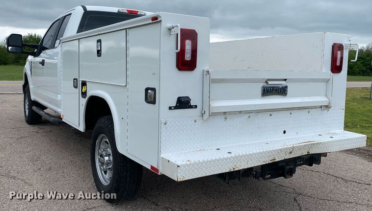 image for item DL7179 2018 Ford F250  Super Duty  SuperCab utility bed pickup truck