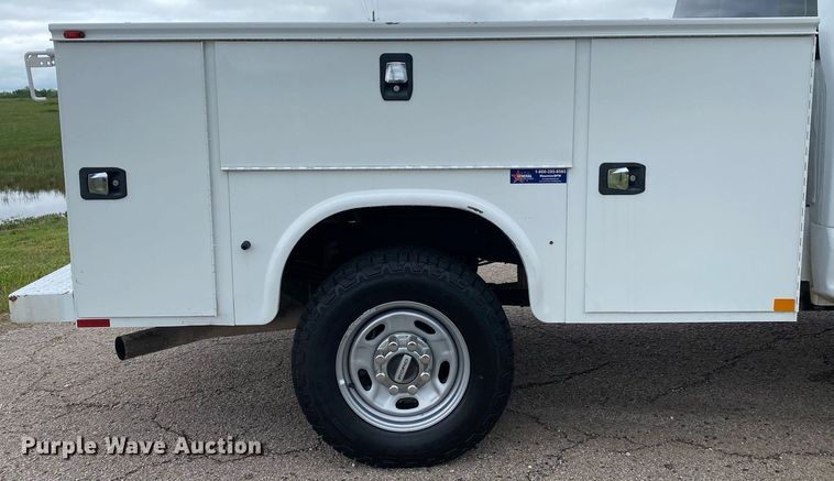 image for item DL7179 2018 Ford F250  Super Duty  SuperCab utility bed pickup truck