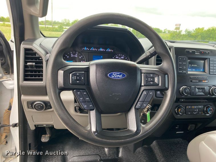 image for item DL7179 2018 Ford F250  Super Duty  SuperCab utility bed pickup truck