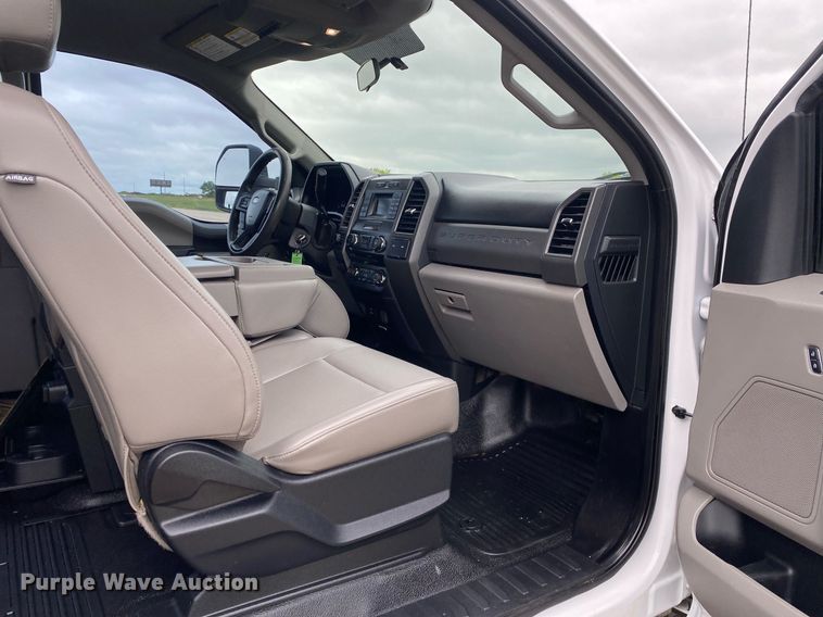 image for item DL7179 2018 Ford F250  Super Duty  SuperCab utility bed pickup truck