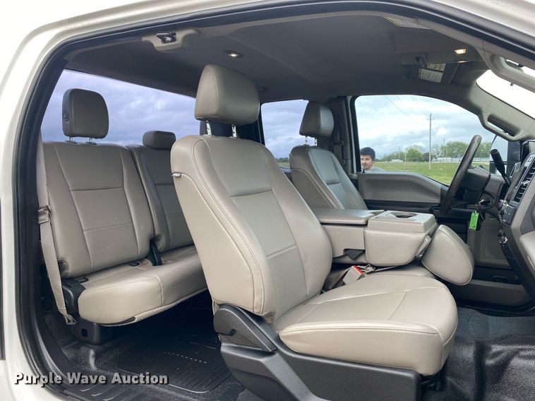 image for item DL7179 2018 Ford F250  Super Duty  SuperCab utility bed pickup truck