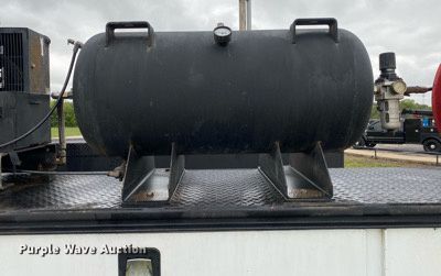 image for item DL7181 2017 Ford  F350 Super Duty  Crew Cab utility bed pickup truck