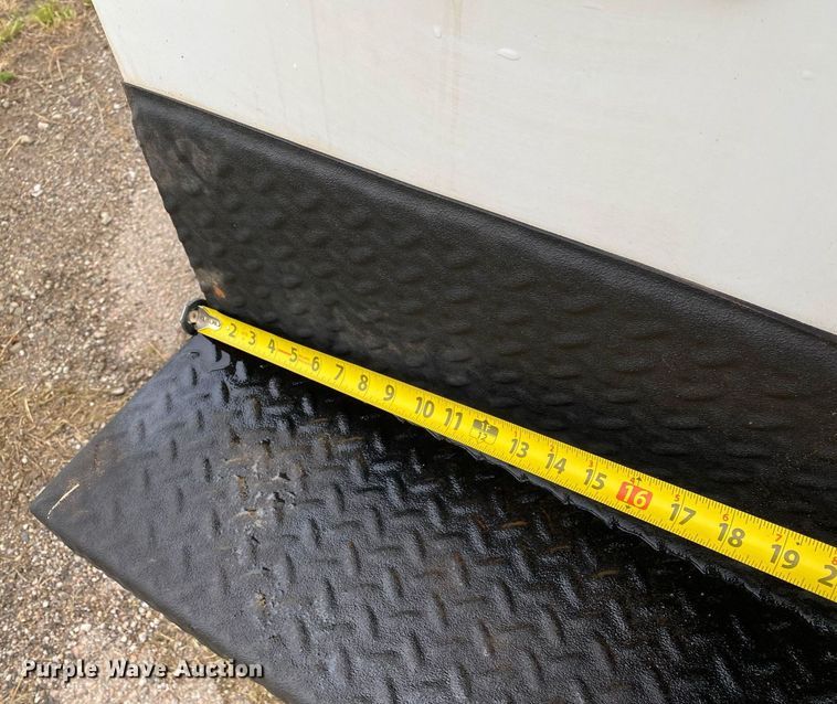 image for item DL7181 2017 Ford  F350 Super Duty  Crew Cab utility bed pickup truck