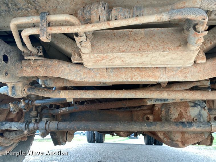 image for item DL7181 2017 Ford  F350 Super Duty  Crew Cab utility bed pickup truck