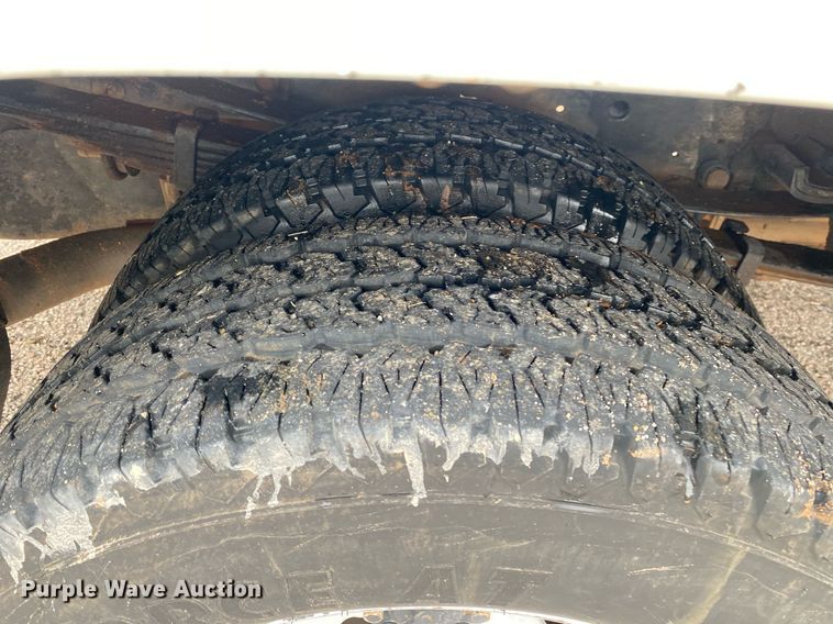 image for item DL7181 2017 Ford  F350 Super Duty  Crew Cab utility bed pickup truck