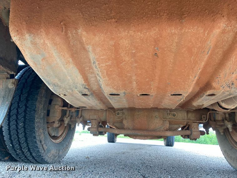 image for item DL7181 2017 Ford  F350 Super Duty  Crew Cab utility bed pickup truck