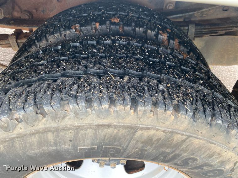 image for item DL7181 2017 Ford  F350 Super Duty  Crew Cab utility bed pickup truck