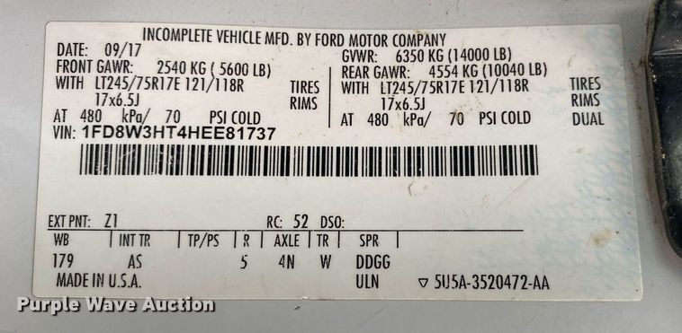 image for item DL7181 2017 Ford  F350 Super Duty  Crew Cab utility bed pickup truck