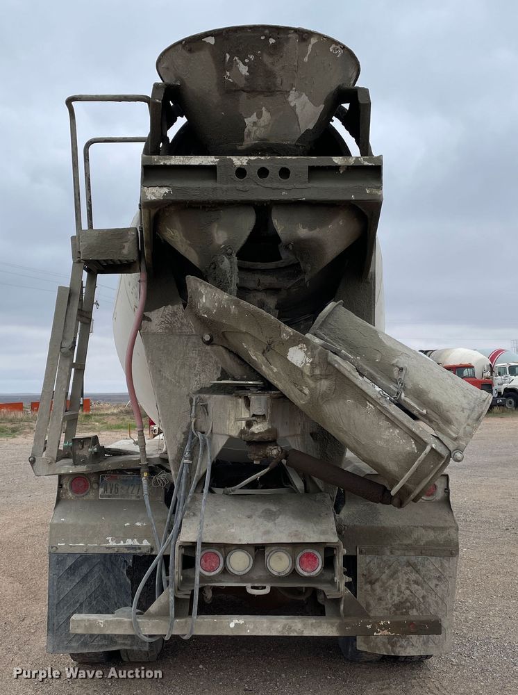 image for item DN4589 1991 Mack DM690S  ready mix truck