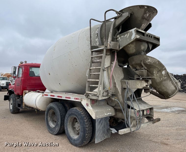 image for item DN4589 1991 Mack DM690S  ready mix truck