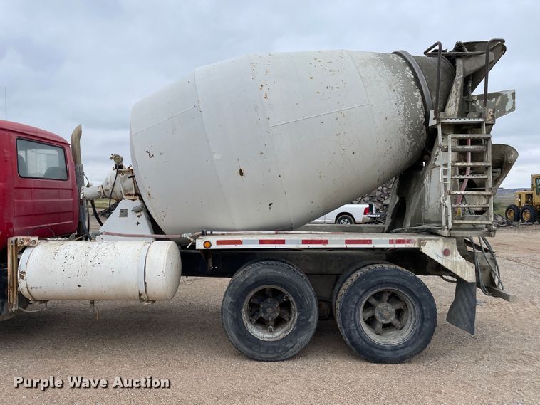 image for item DN4589 1991 Mack DM690S  ready mix truck
