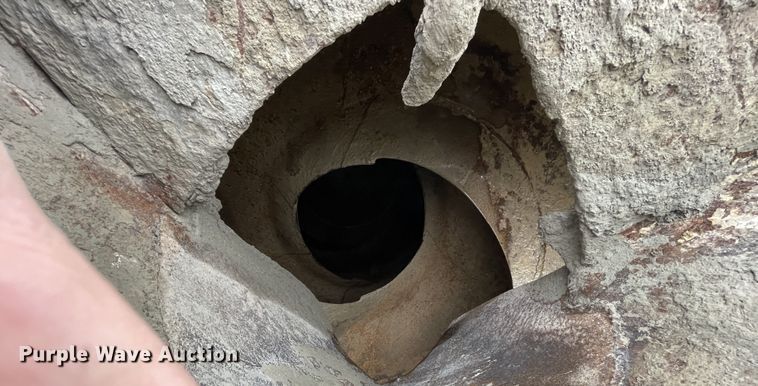 image for item DN4589 1991 Mack DM690S  ready mix truck