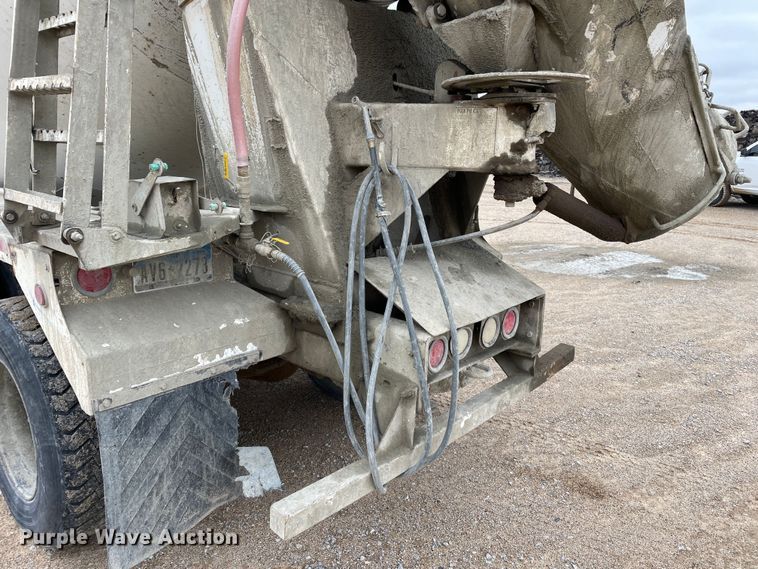 image for item DN4589 1991 Mack DM690S  ready mix truck