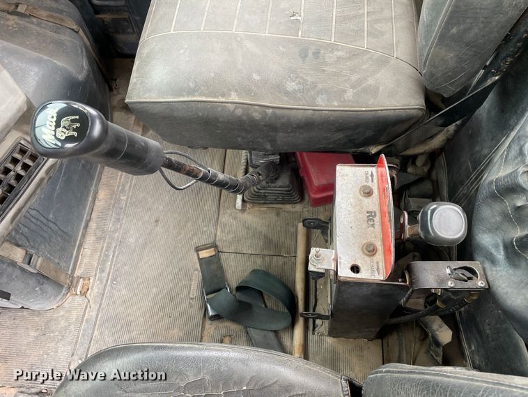 image for item DN4589 1991 Mack DM690S  ready mix truck