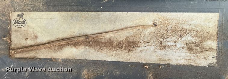 image for item DN4589 1991 Mack DM690S  ready mix truck