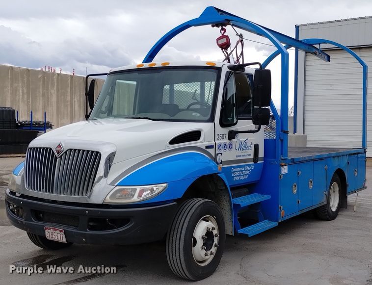 image for item DN6415 2012 International DuraStar 4300  flatbed truck