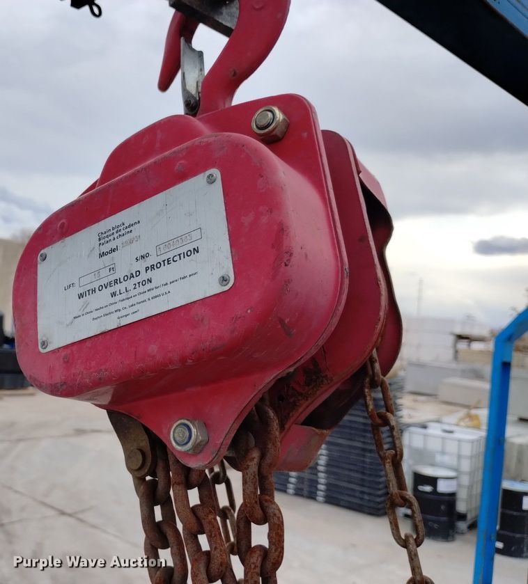 image for item DN6415 2012 International DuraStar 4300  flatbed truck