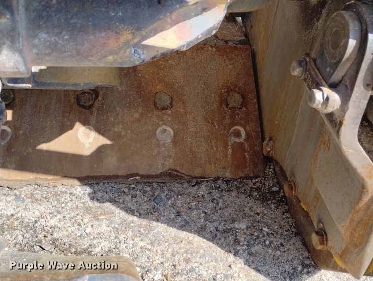 image for item DN6416 1995 Caterpillar 613C Series II  elevating scraper