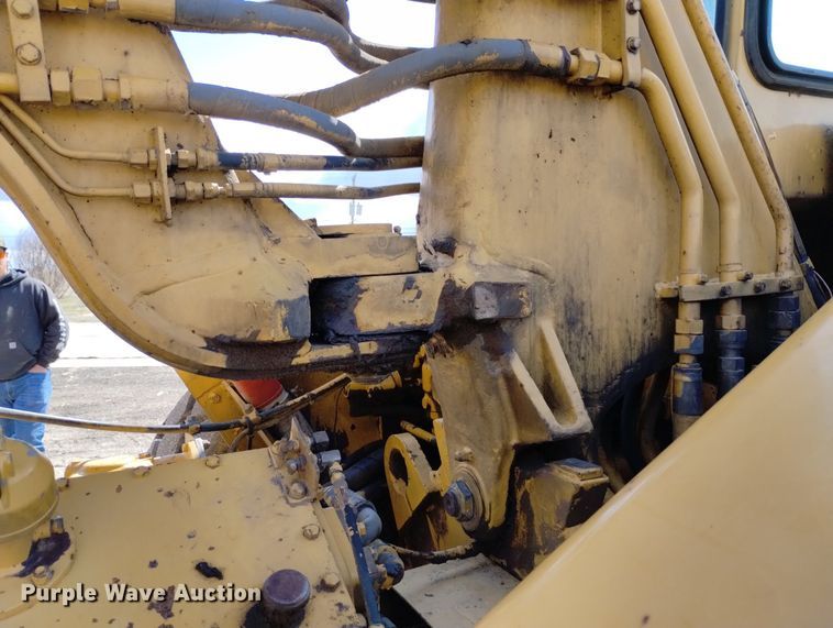 image for item DN6416 1995 Caterpillar 613C Series II  elevating scraper