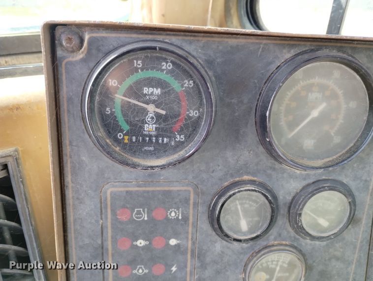 image for item DN6416 1995 Caterpillar 613C Series II  elevating scraper