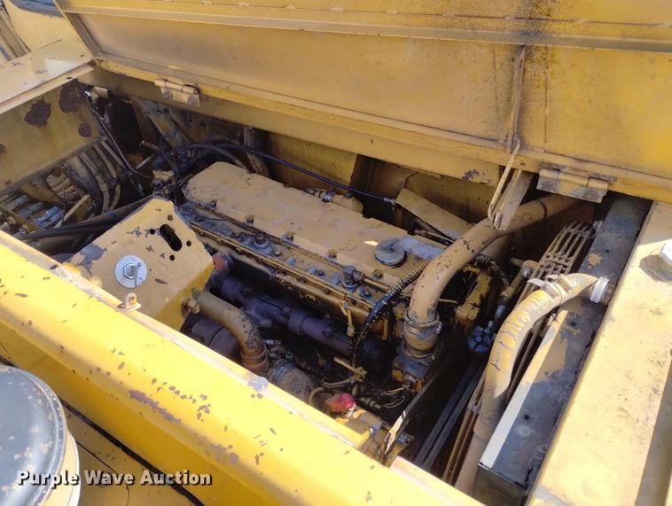 image for item DN6416 1995 Caterpillar 613C Series II  elevating scraper