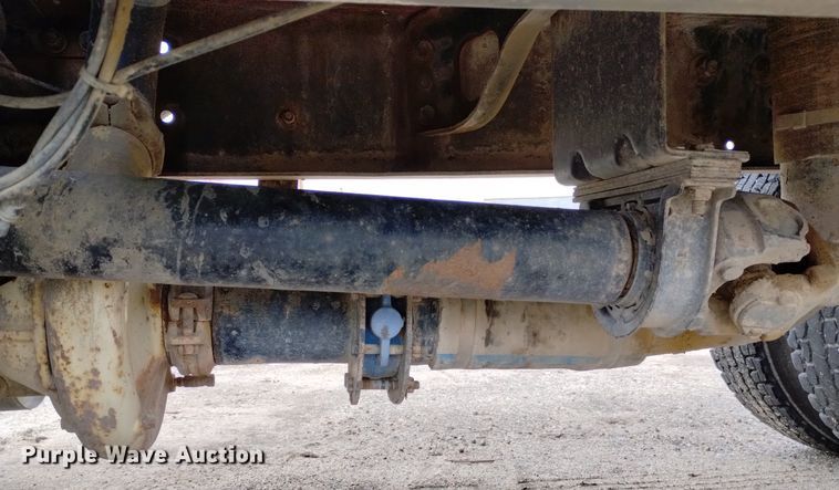 image for item DN6417 2007 Freightliner Business Class M2  water truck