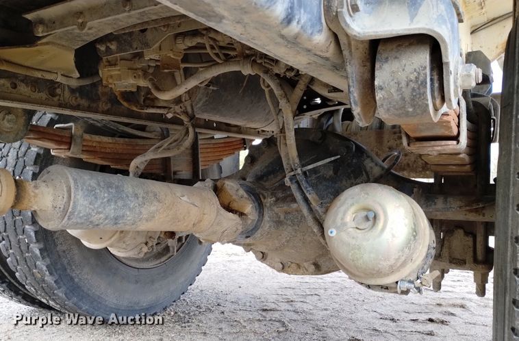 image for item DN6417 2007 Freightliner Business Class M2  water truck