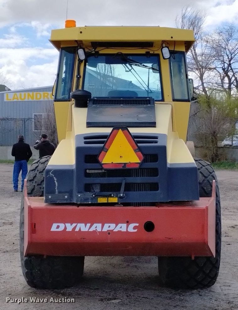 image for item DN6418 Dynapac CA602D  single drum vibratory roller