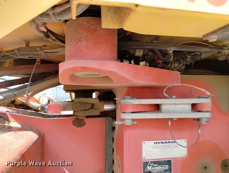 image for item DN6418 Dynapac CA602D  single drum vibratory roller