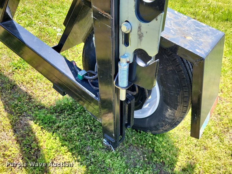 image for item DO3647 2022 Lane LRG 1008  reel trailer