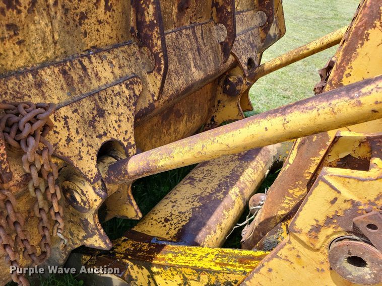 image for item DO3648 Caterpillar 955K  track loader