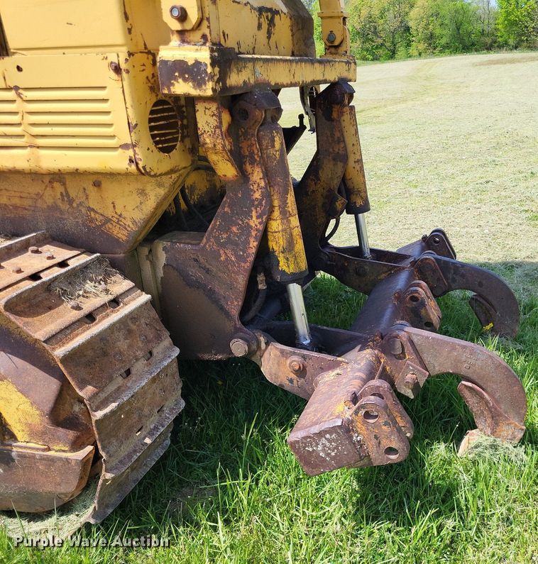 image for item DO3648 Caterpillar 955K  track loader