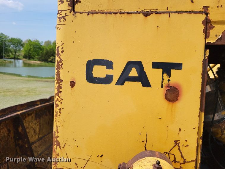 image for item DO3648 Caterpillar 955K  track loader