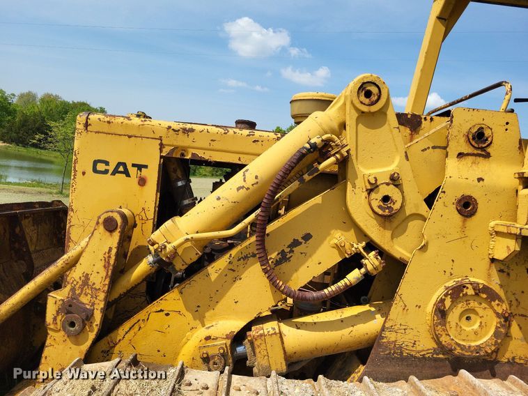 image for item DO3648 Caterpillar 955K  track loader