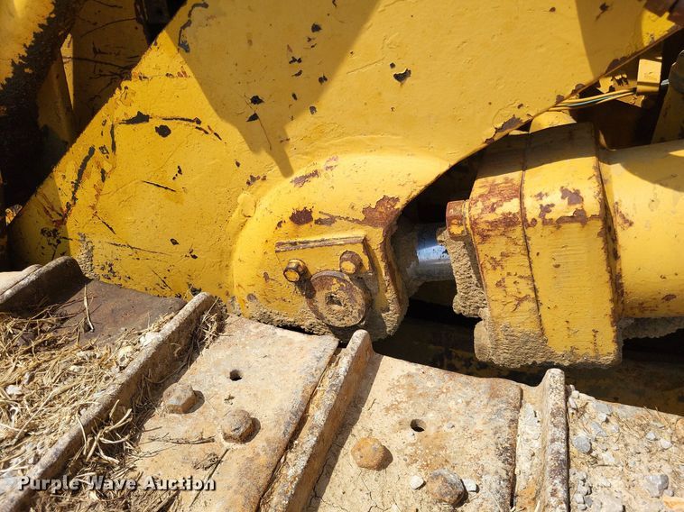 image for item DO3648 Caterpillar 955K  track loader