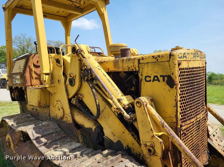 image for item DO3648 Caterpillar 955K  track loader